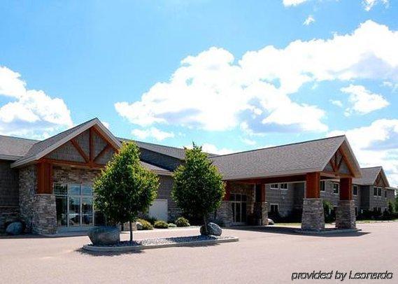Rodeway Inn & Suites Tomahawk Екстериор снимка